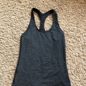 Lululemon tank top size 4